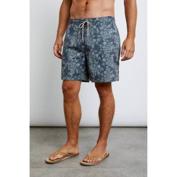 NEW RAILS kian swim short in charcoal rose - Picture 1 of 5